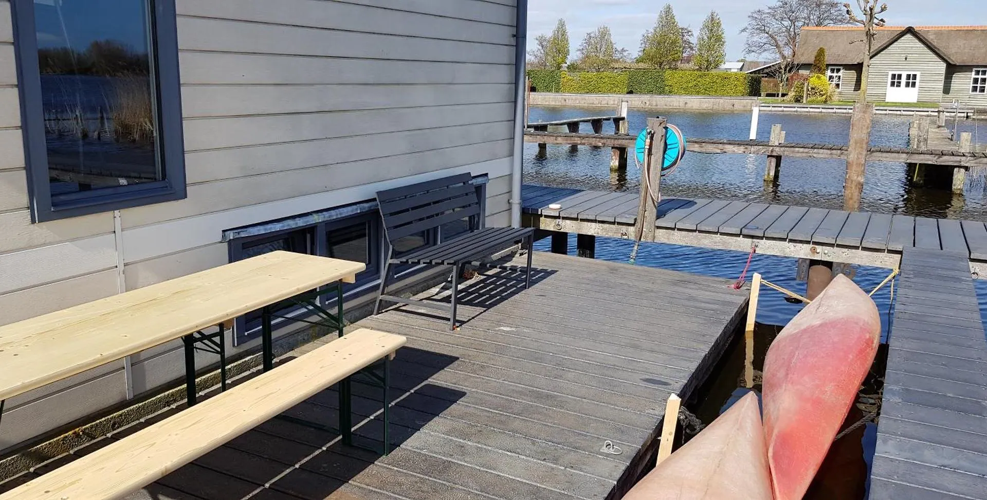 Big Poelhouse Aalsmeer Apartment Netherlands