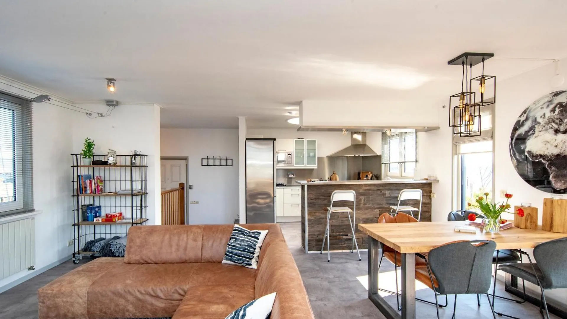 Big Poelhouse Aalsmeer Apartment Netherlands